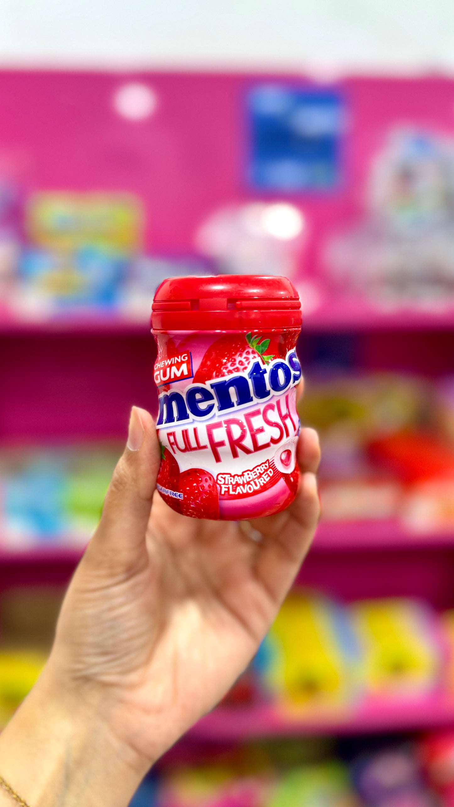 Mentos Bottle Gum - Strawberry