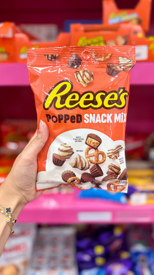 Reese’s Popped Snack Mix