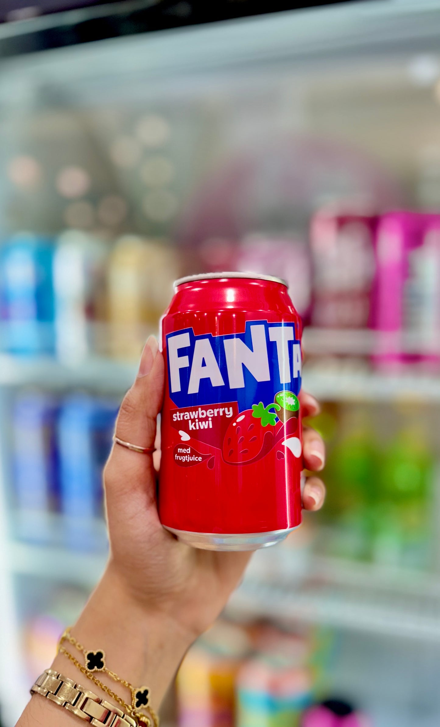 Fanta - Strawberry and Kiwi